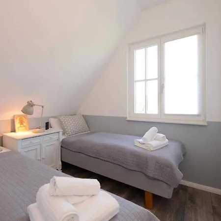 Nausikaa's- Fleur De Lis