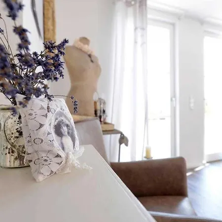 Casa vacanze Nausikaa's- Fleur De Lis Groß Schwansee