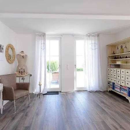 Nausikaa's- Fleur De Lis * Groß Schwansee